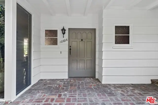 10686 Somma Way, Los Angeles, CA 90077 - #2