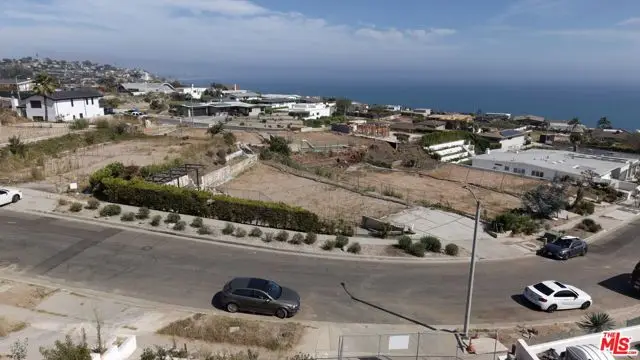 3718 Seahorn Drive, Malibu, CA 90265 - #2