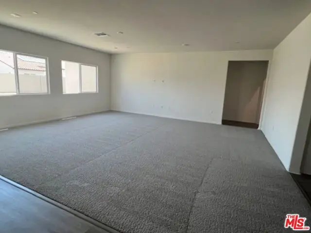 7318 Chetco River Street, Bakersfield, CA 93311 - #3