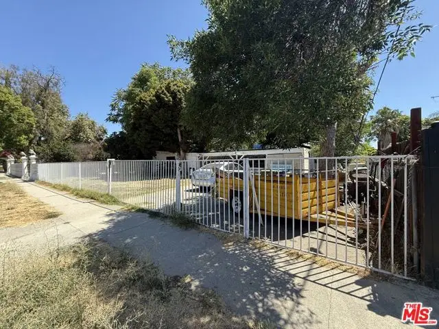 8018 Shirley Avenue, Reseda, CA 91335 - #2
