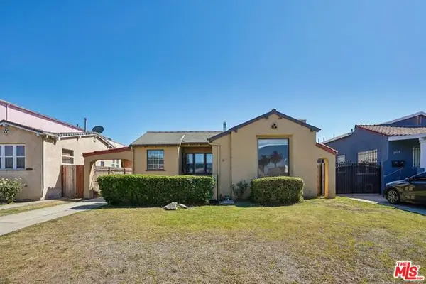 2022 W 83rd Street, Los Angeles, CA 90047