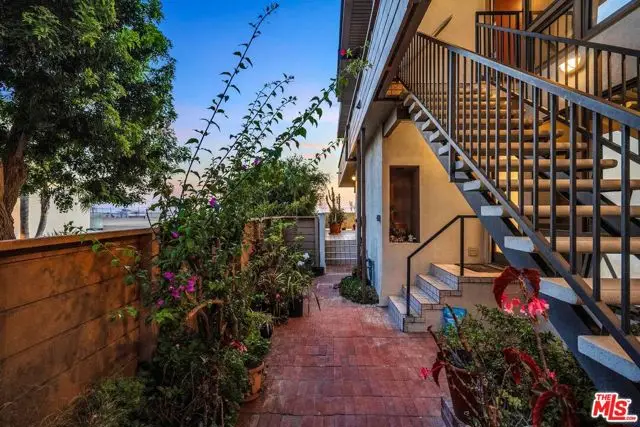 5317 Ocean Front Walk, Los Angeles, CA 90292 - #3