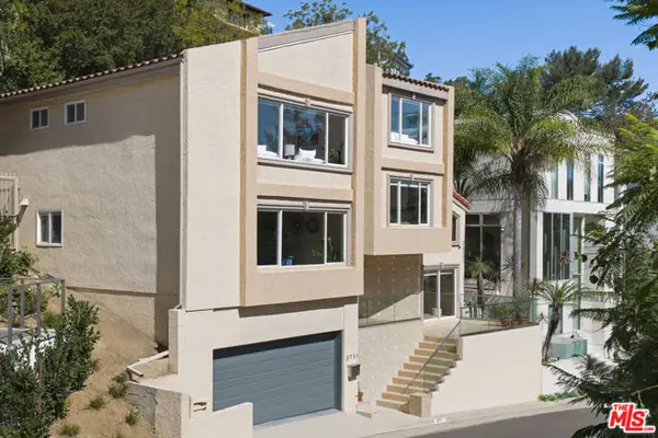 3751 Prestwick Drive, Los Angeles, CA 90027