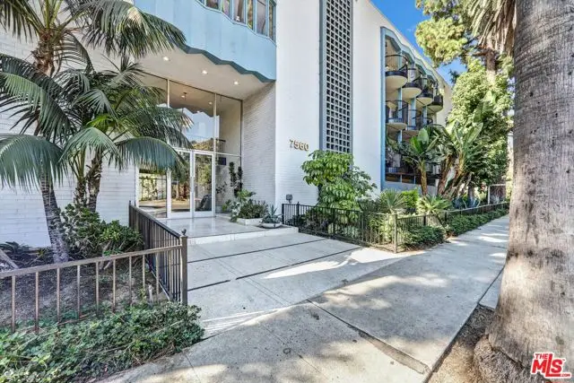 7560 Hollywood Boulevard #303, Los Angeles, CA 90046 - #2