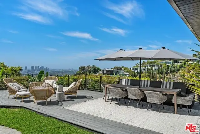 1501 Viewsite Terrace, Los Angeles, CA 90069 - #3