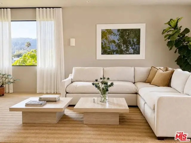 126 N Croft Avenue #302, Los Angeles, CA 90048 - #2