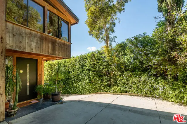 4100 Madelia Avenue, Sherman Oaks, CA 91403 - #3