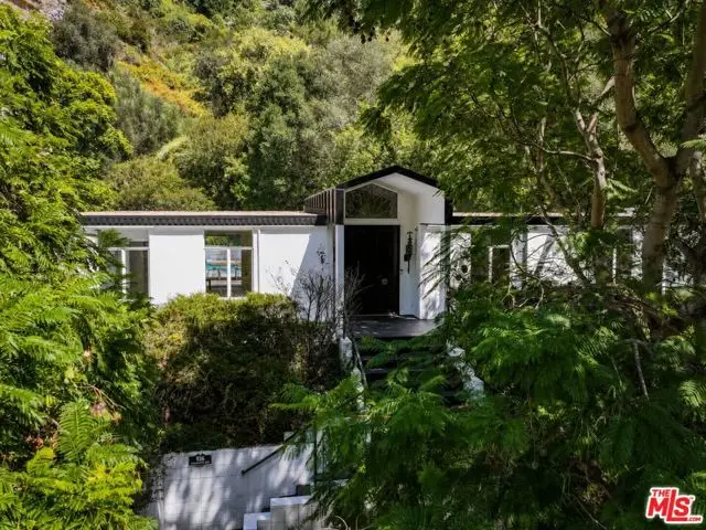 936 Chantilly Road, Los Angeles, CA 90077 - #1