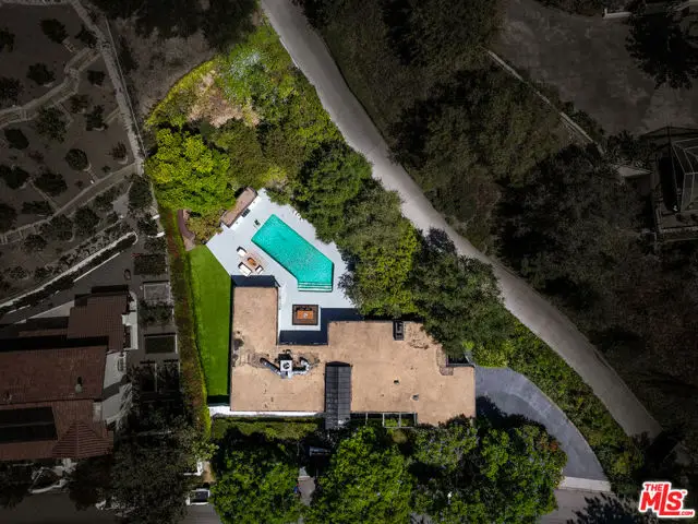 936 Chantilly Road, Los Angeles, CA 90077 - #3