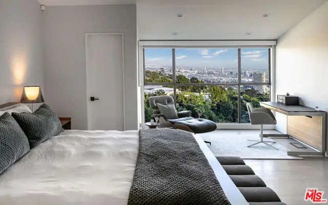 9336 Lloydcrest Drive, Beverly Hills, CA 90210 - #3