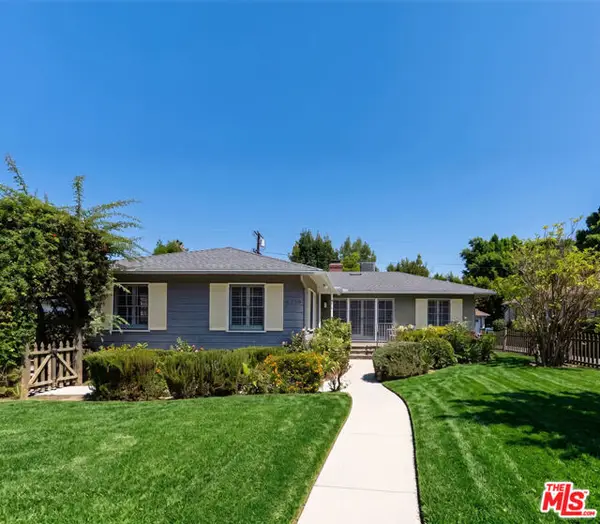4718 Columbus Avenue, Sherman Oaks, CA 91403