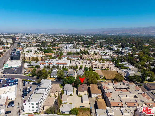 10634 Whipple Street, North Hollywood, CA 91602 - #2