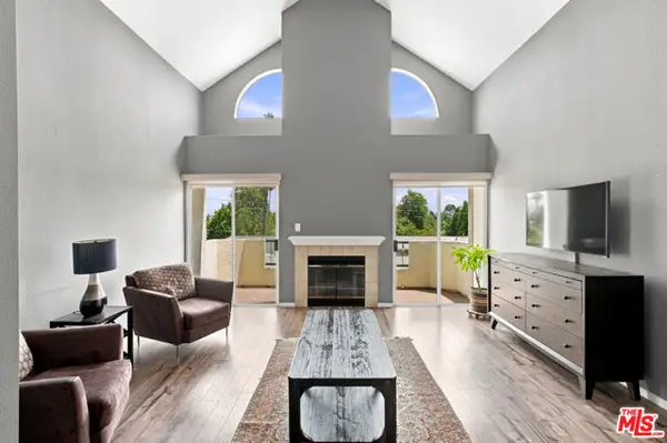 14347 Albers Street #302, Los Angeles, CA 91401