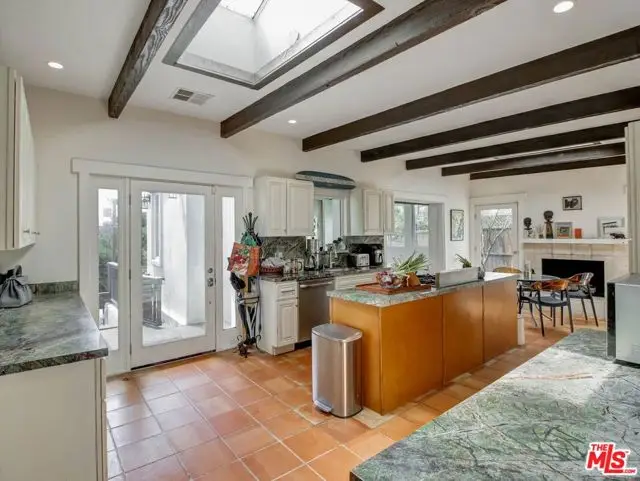 2007 Barcelona Drive, Los Angeles, CA 90046 - #3