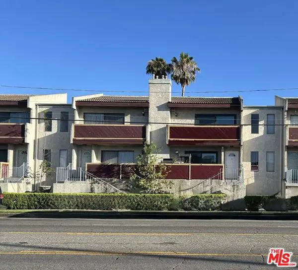 15554 Parthenia Street #8, Los Angeles, CA 91343