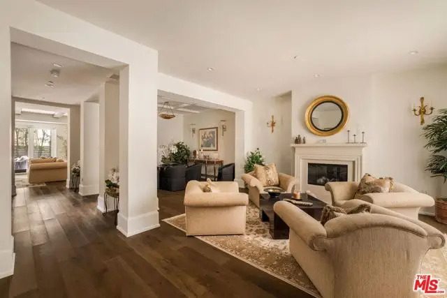 823 S Bundy Drive #111, Los Angeles, CA 90049 - #3