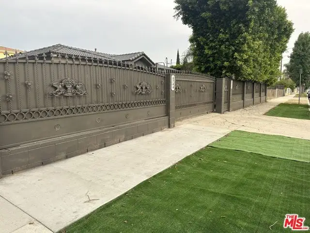 6742 Radford Avenue, North Hollywood, CA 91606 - #2