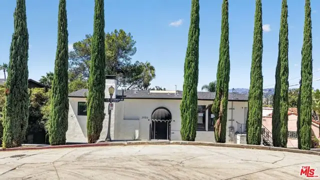3950 Franklin Avenue, Los Angeles, CA 90027 - #1