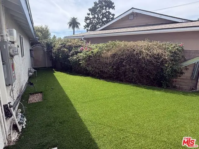 11026 Gerald Avenue, Granada Hills, CA 91344 - #3