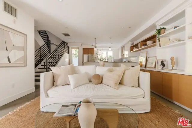 811 19th Street #2, Santa Monica, CA 90403 - #3