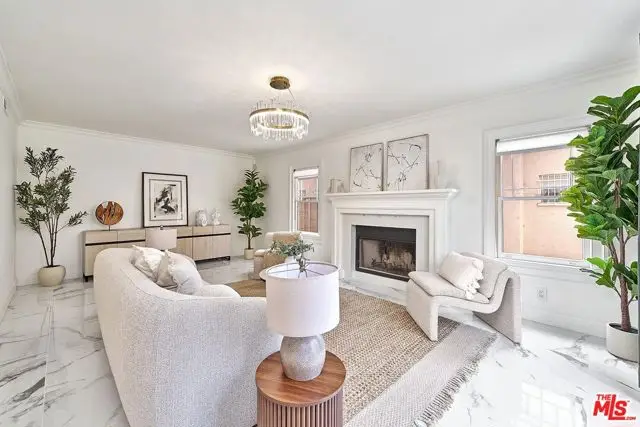 860 S Norton Avenue, Los Angeles, CA 90005 - #3