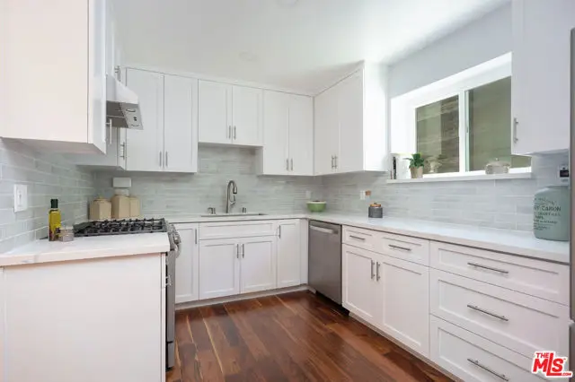 3247 Descanso Drive, Los Angeles, CA 90026 - #3