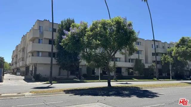 19350 Sherman Way #318, Reseda, CA 91335 - #2