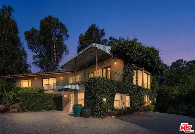 8207 Mulholland Drive, Los Angeles, CA 90046 - #2