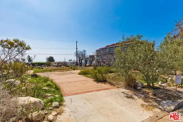 16942 Bollinger Drive, Los Angeles, CA 90272