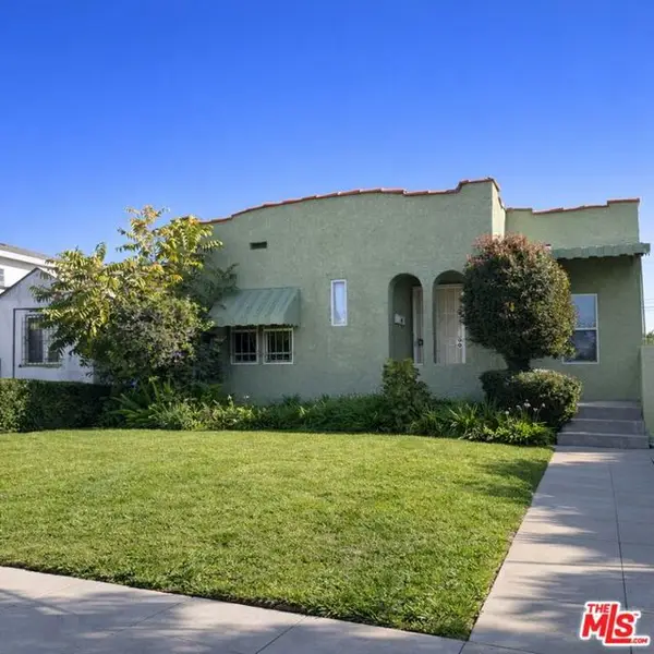 6710 4th Avenue, Los Angeles, CA 90043