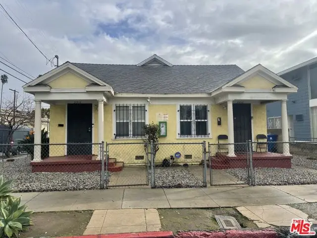 2711 Cimarron Street, Los Angeles, CA 90018 - #1