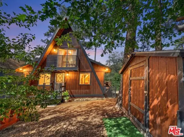 691 Santa Barbara Avenue, Big Bear City, CA 92386 - #2