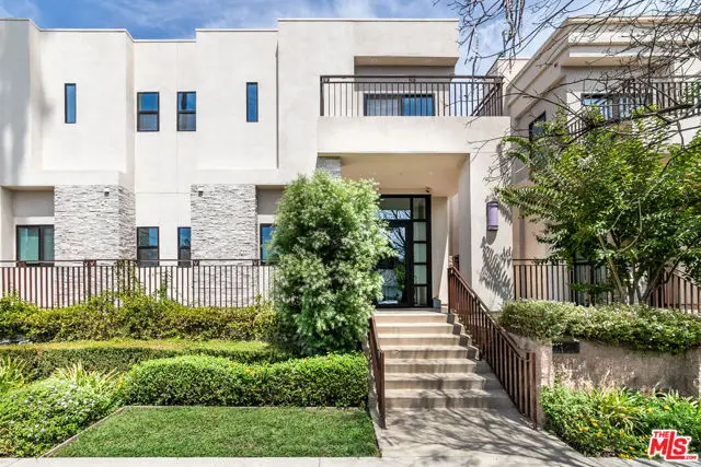 18723 Redwing Street, Tarzana, CA 91356 - #1