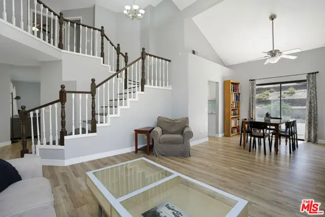 28602 Heather Lane, Castaic, CA 91384 - #2
