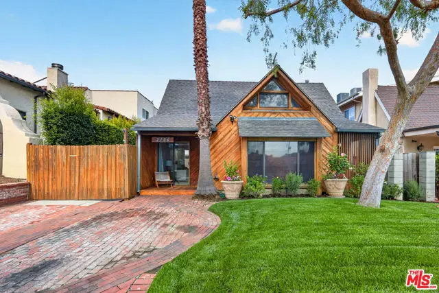 2106 Prosser Avenue, Los Angeles, CA 90025 - #1