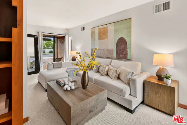 2106 Prosser Avenue, Los Angeles, CA 90025 - #3