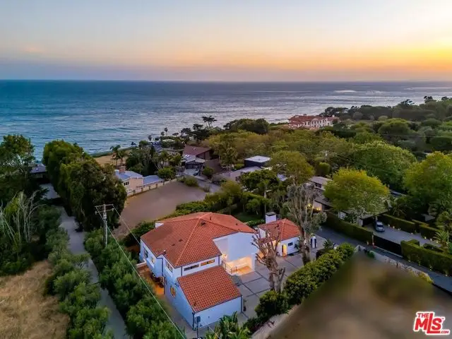 33002 Pacific Coast Highway, Malibu, CA 90265 - #3