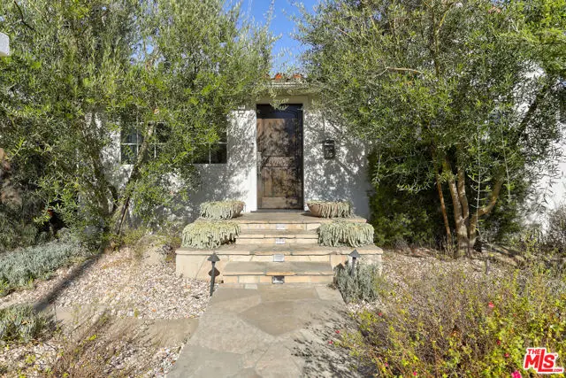 606 N Martel Avenue, Los Angeles, CA 90036 - #2