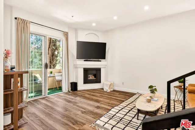 7101 La Tijera Boulevard #J101, Los Angeles, CA 90045 - #2