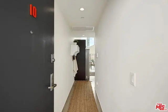 803 Wilcox Avenue #10, Los Angeles, CA 90038 - #2