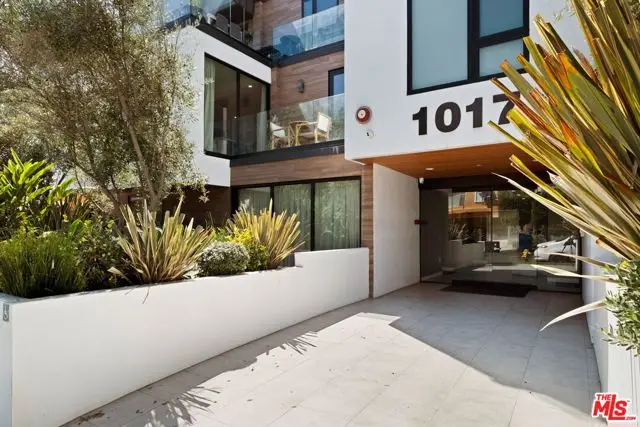 1017 N N Croft #PH01, Los Angeles, CA 90069 - #2