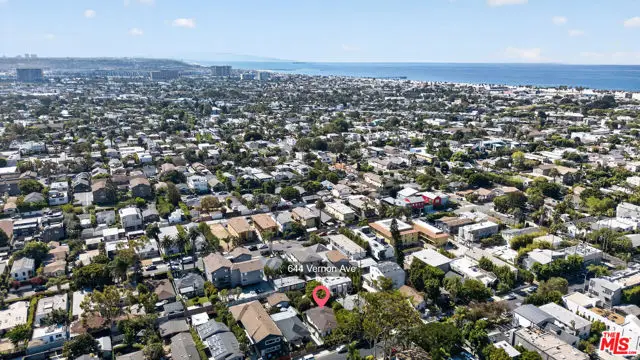 644 Vernon Avenue, Los Angeles, CA 90291 - #3