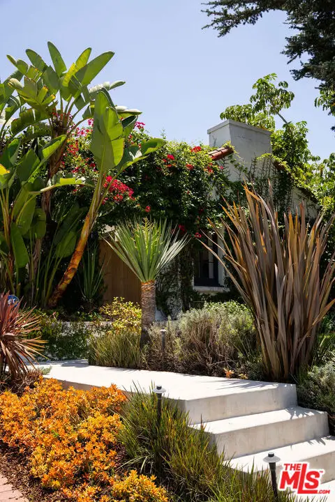 140 N Plymouth Boulevard, Los Angeles, CA 90004 - #2
