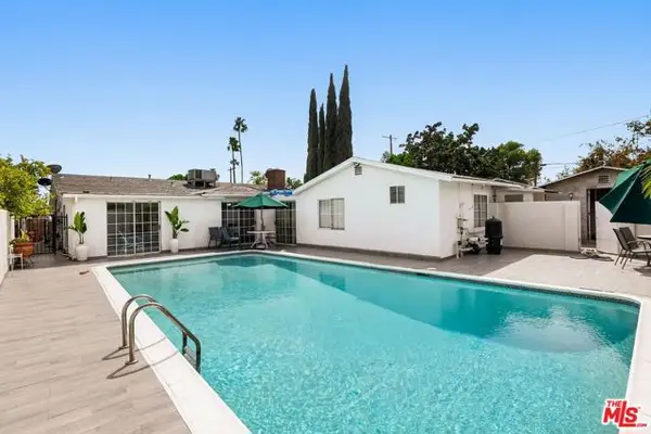 11853 Cantara Street, Los Angeles, CA 91605