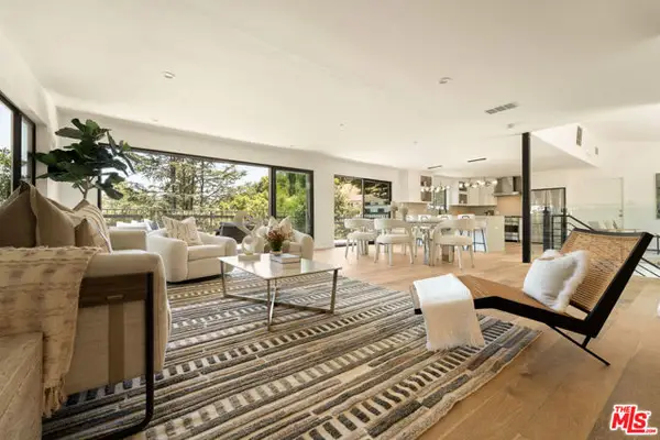 11587 Sunshine Terrace, Los Angeles, CA 91604