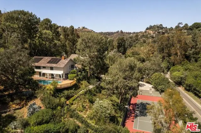 2573 Benedict Canyon Drive, Los Angeles, CA 90210 - #1