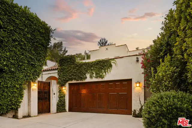 8935 Hollywood Hills Road, Los Angeles, CA 90046 - #1