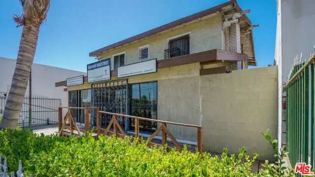 3430 W Slauson Avenue, Los Angeles, CA 90043 - #3