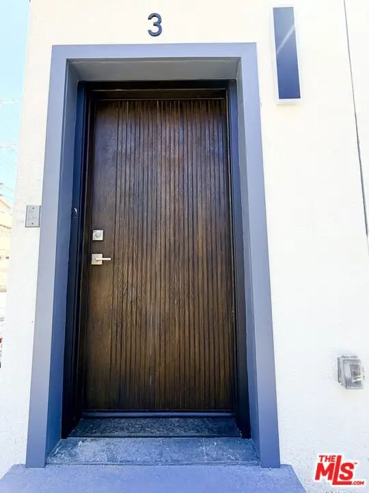 4627 Rosewood Avenue, Los Angeles, CA 90004 - #2