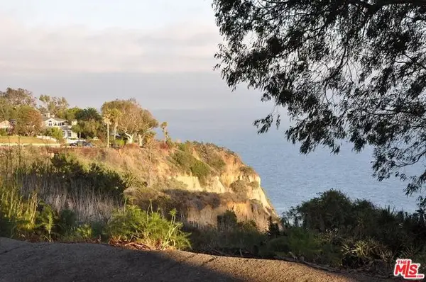 424 Via De La Paz, Los Angeles, CA 90272